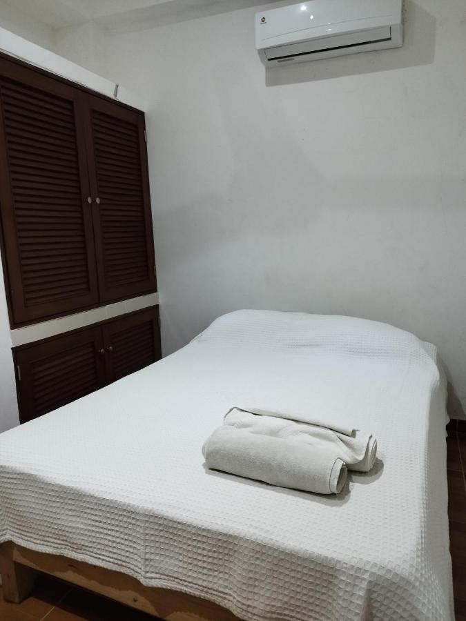 Departamentos Yolanda Hotel