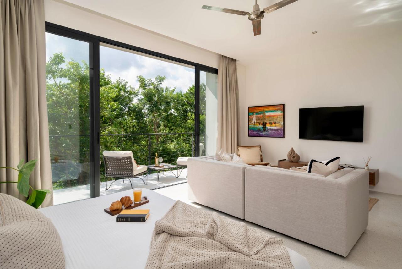 Stylish And Peaceful Jungle At 525 Tulum