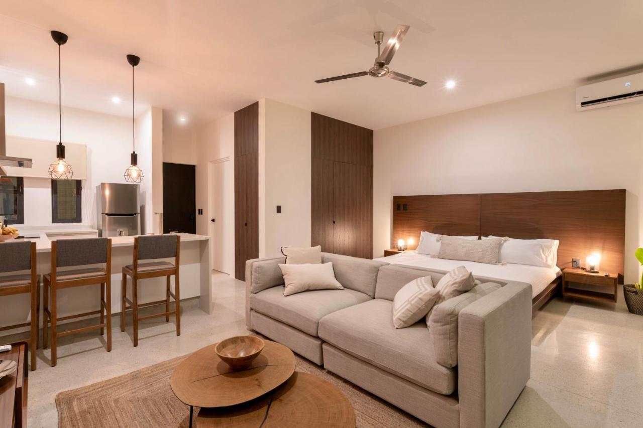Stylish And Peaceful Jungle At 525 *