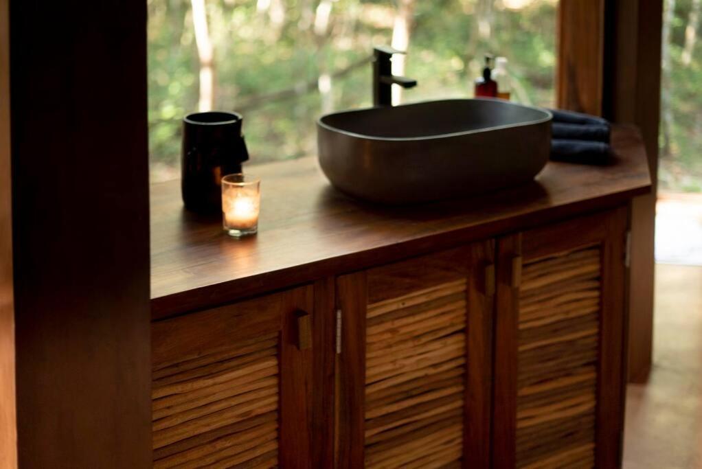 Сasa de vacaciones Ojo De Agua. Design+pool. Vive La Autentica Selva!