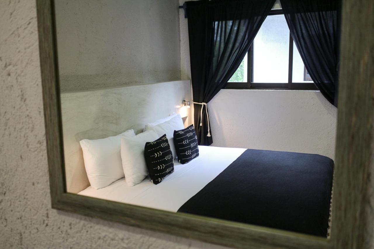 Aruma Art House Boutique *