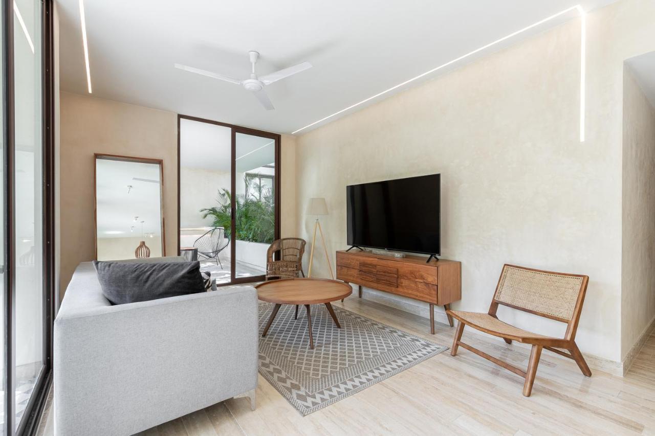 204 Hidden Gem In The Heart Of W/ Huge Private Terrace And Pool For 6 Pax Apartamento