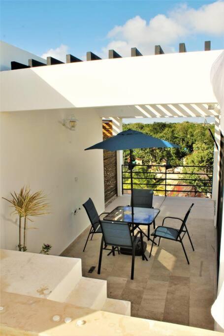 The Waves 307 Classy Ph With Private Pool Apartamento *