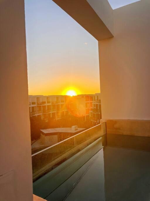 The Waves 307 Classy Ph With Private Pool Apartamento *