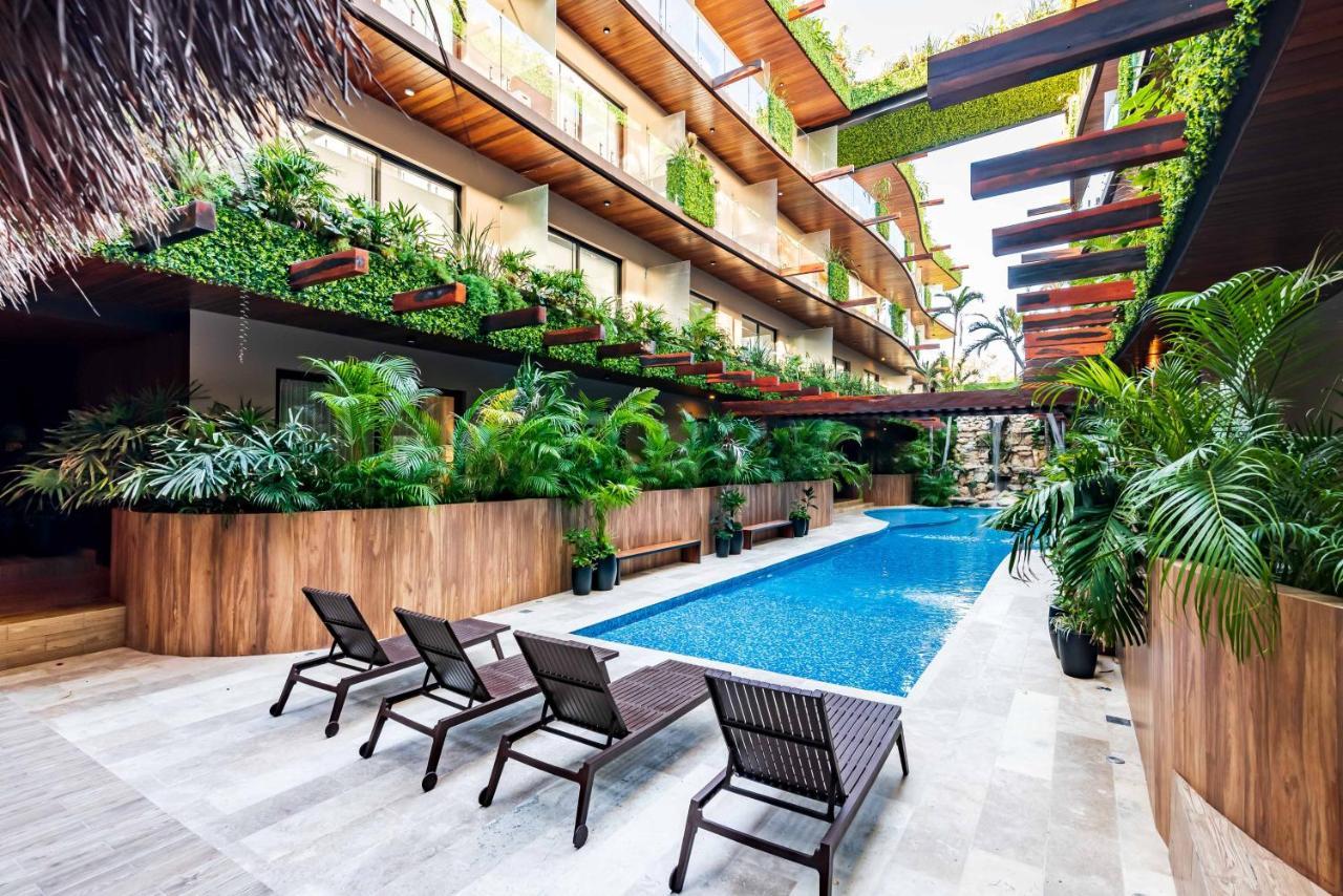 At Menesse Tulum