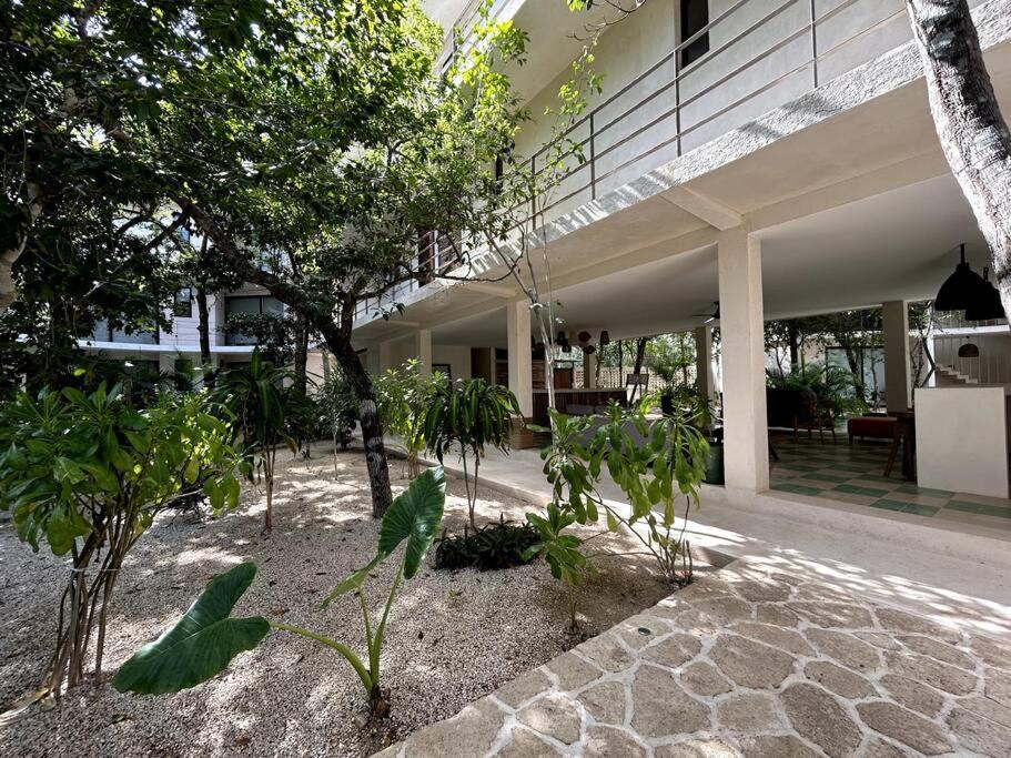 New In Tanik With Private Pool And Rooftop! Apartamento