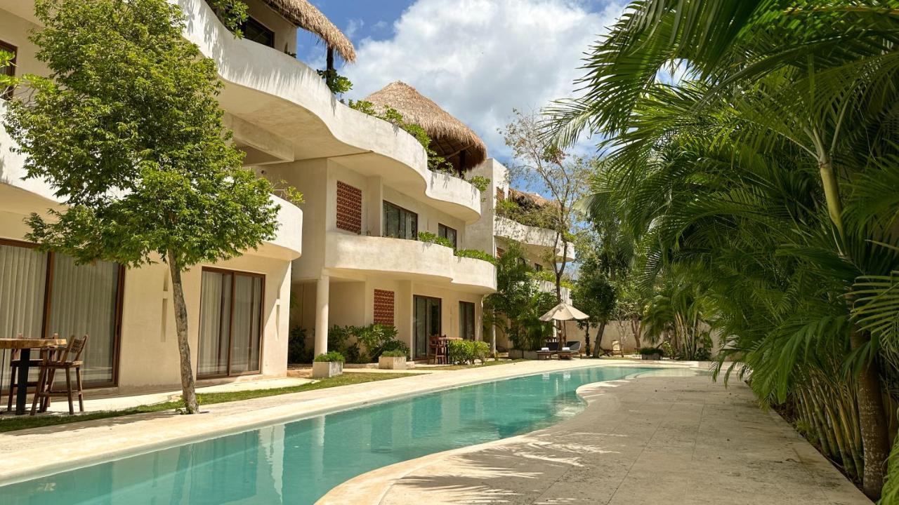 Hotel Niwa 4*