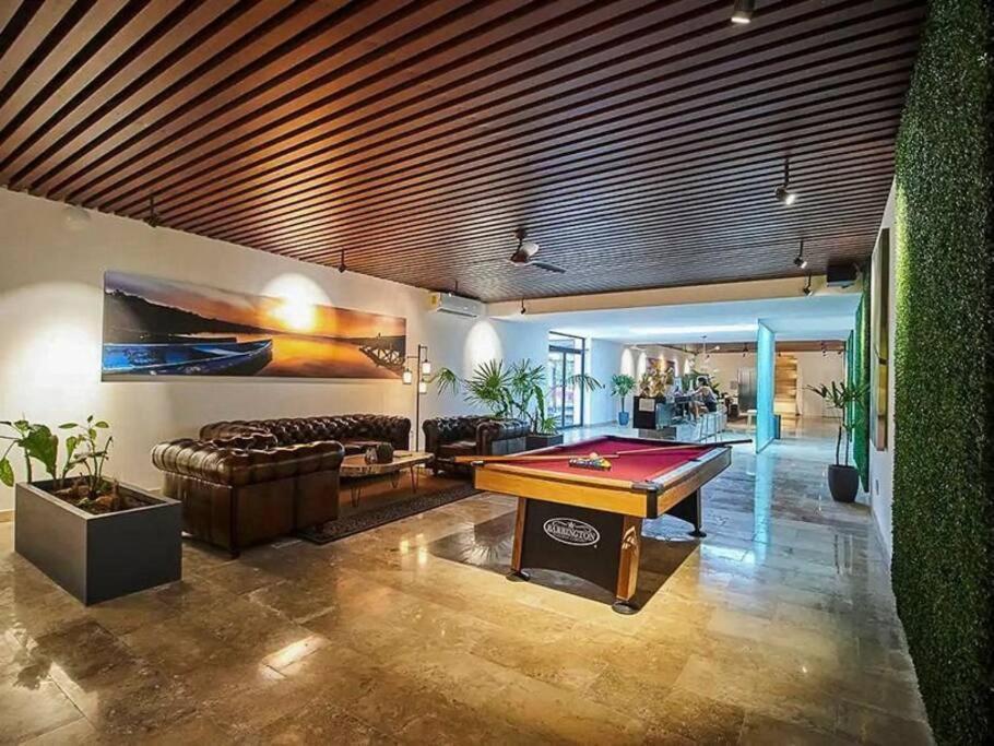 Apartamento 2 Bedroom With Rooftop Pool And Gym *