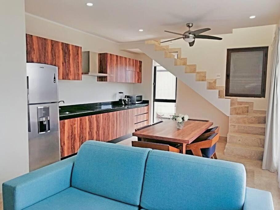 Spacious 3 Bed Penthouse With Rooftop And Gym