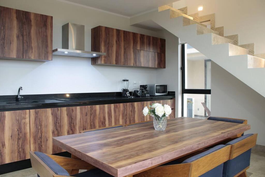 Spacious 3 Bed Penthouse With Rooftop And Gym Apartamento