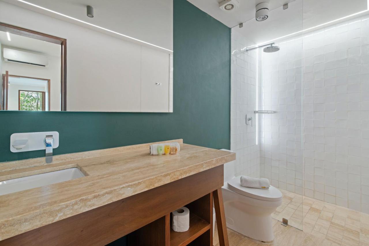 205 Perfect Location 3 Bedrooms