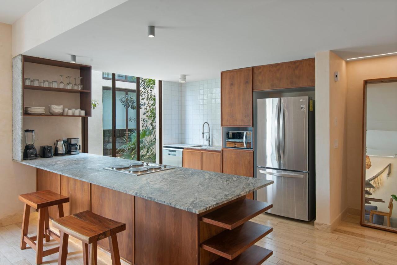 205 Perfect Location 3 Bedrooms *