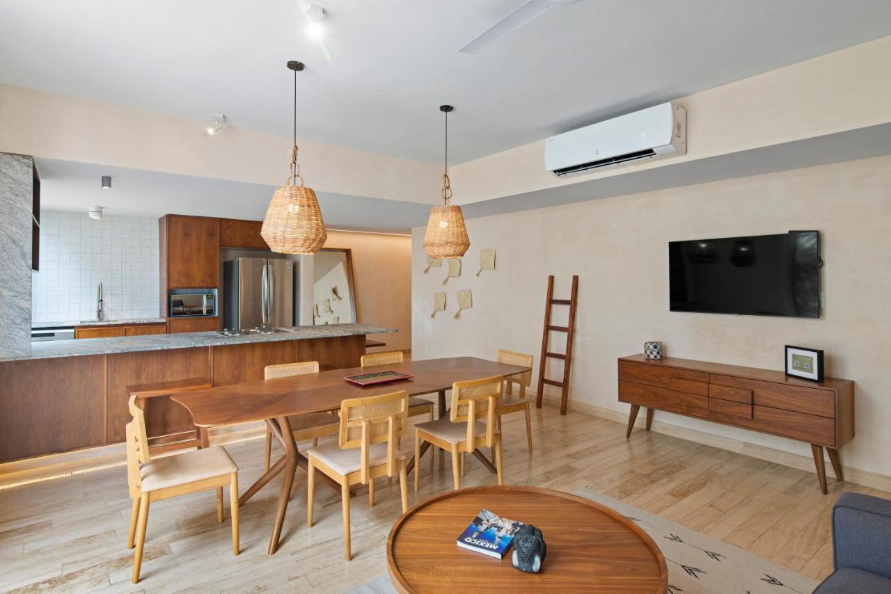 205 Perfect Location 3 Bedrooms