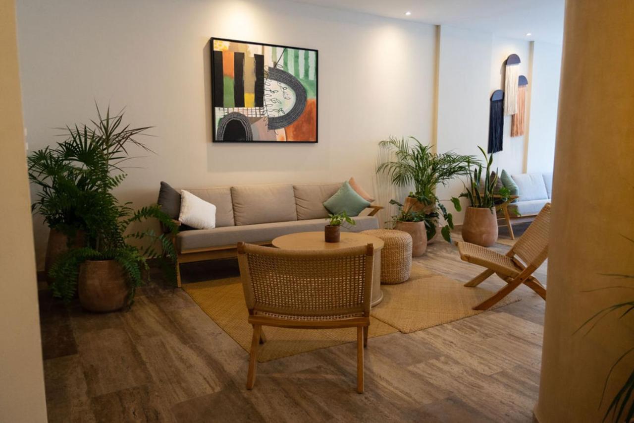 Luxury & Modern In Amenities By Yeah