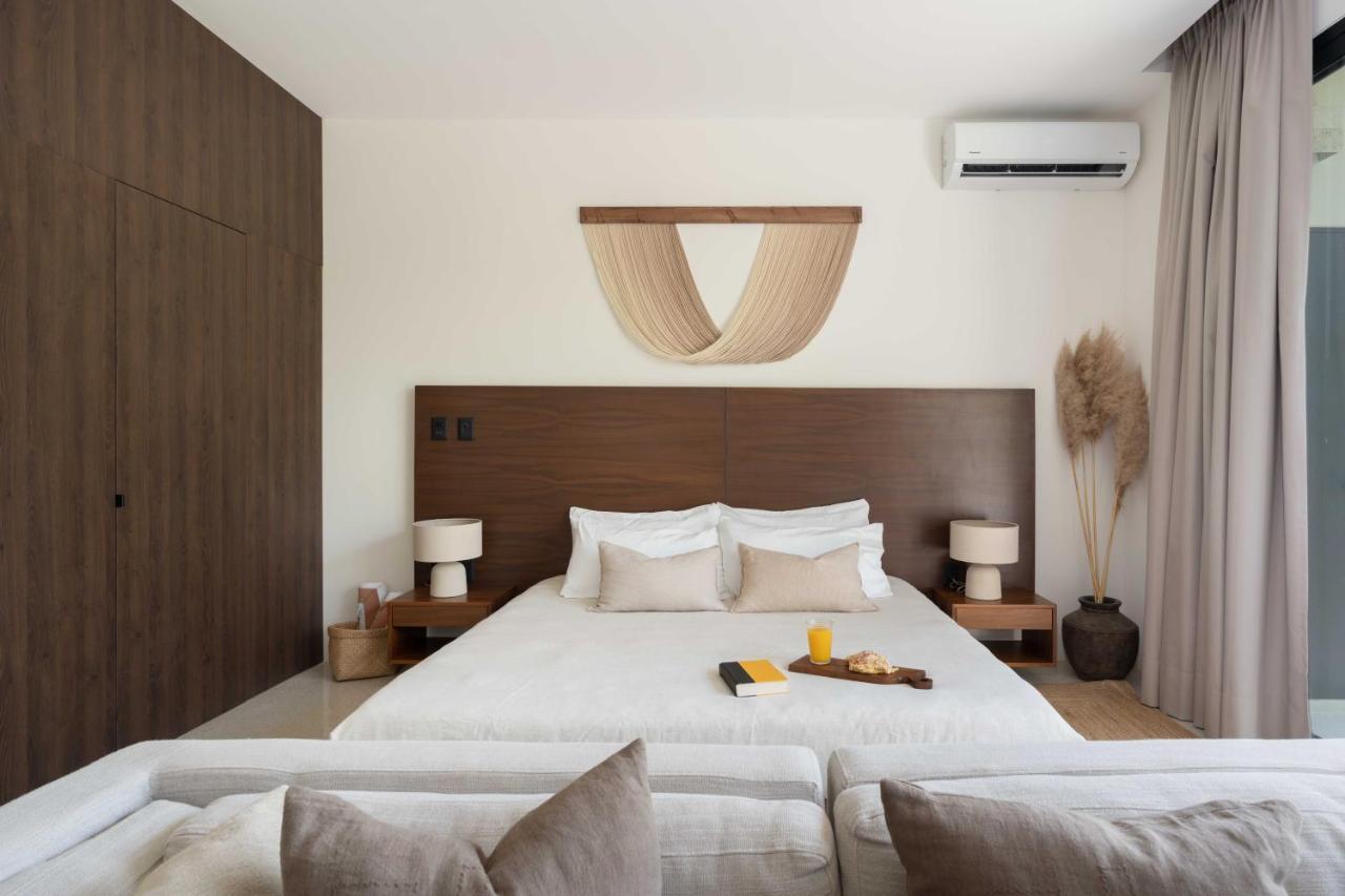 Stylish And Peaceful Jungle At 525 *