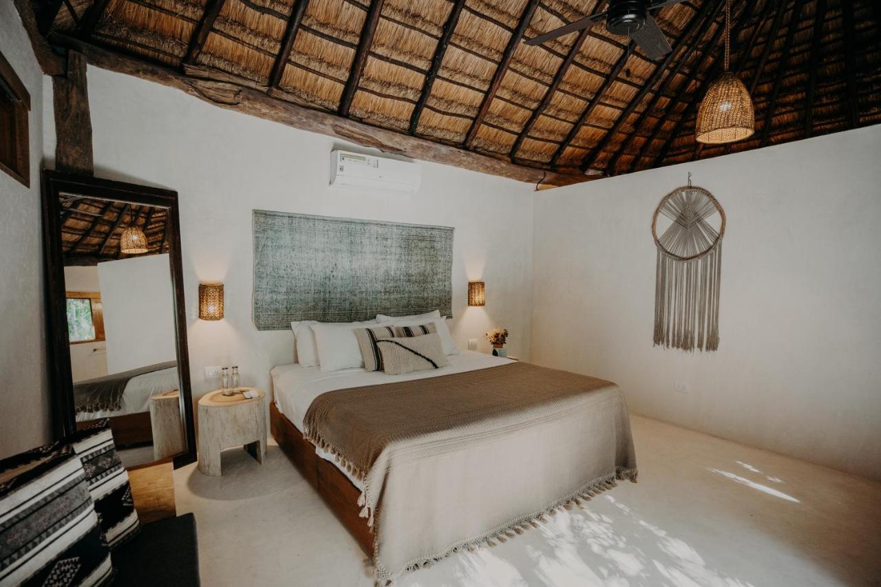 Ether Hotel