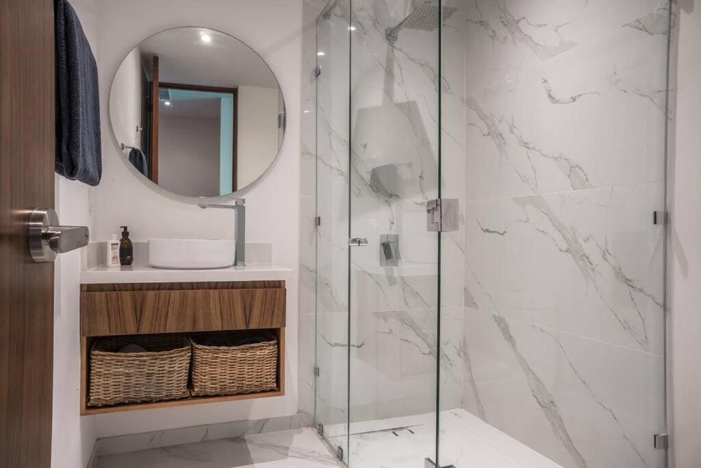 De Lujo, Alberca, Gym, Jacuzzi En Areas Comunes Apartamento
