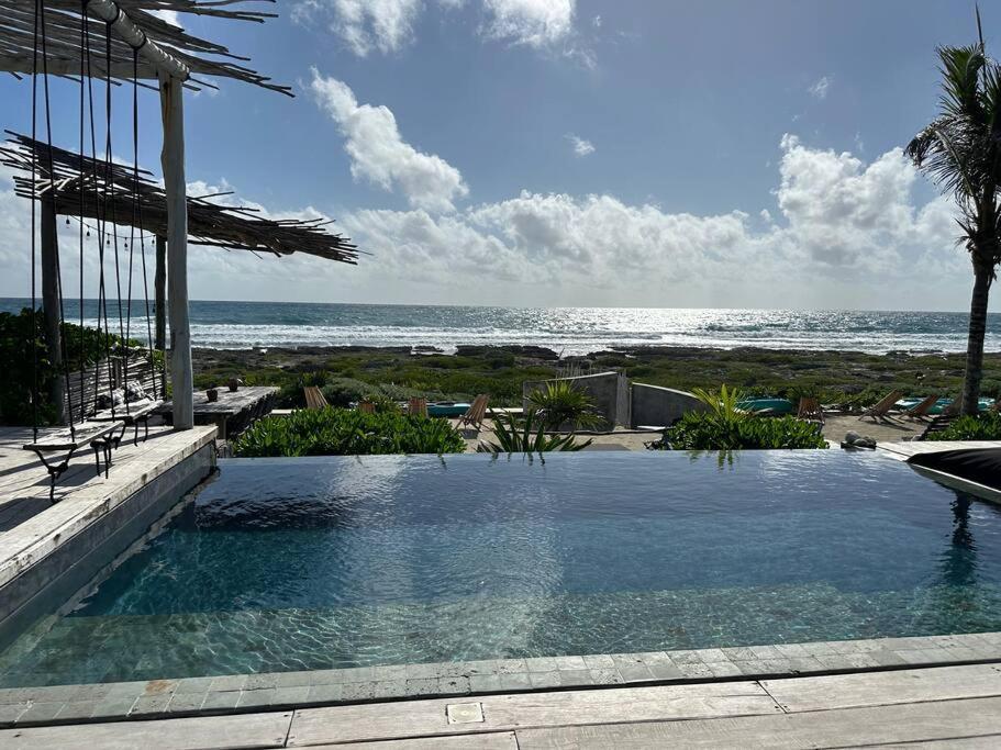 Beachfront I'ik Villa Tulum