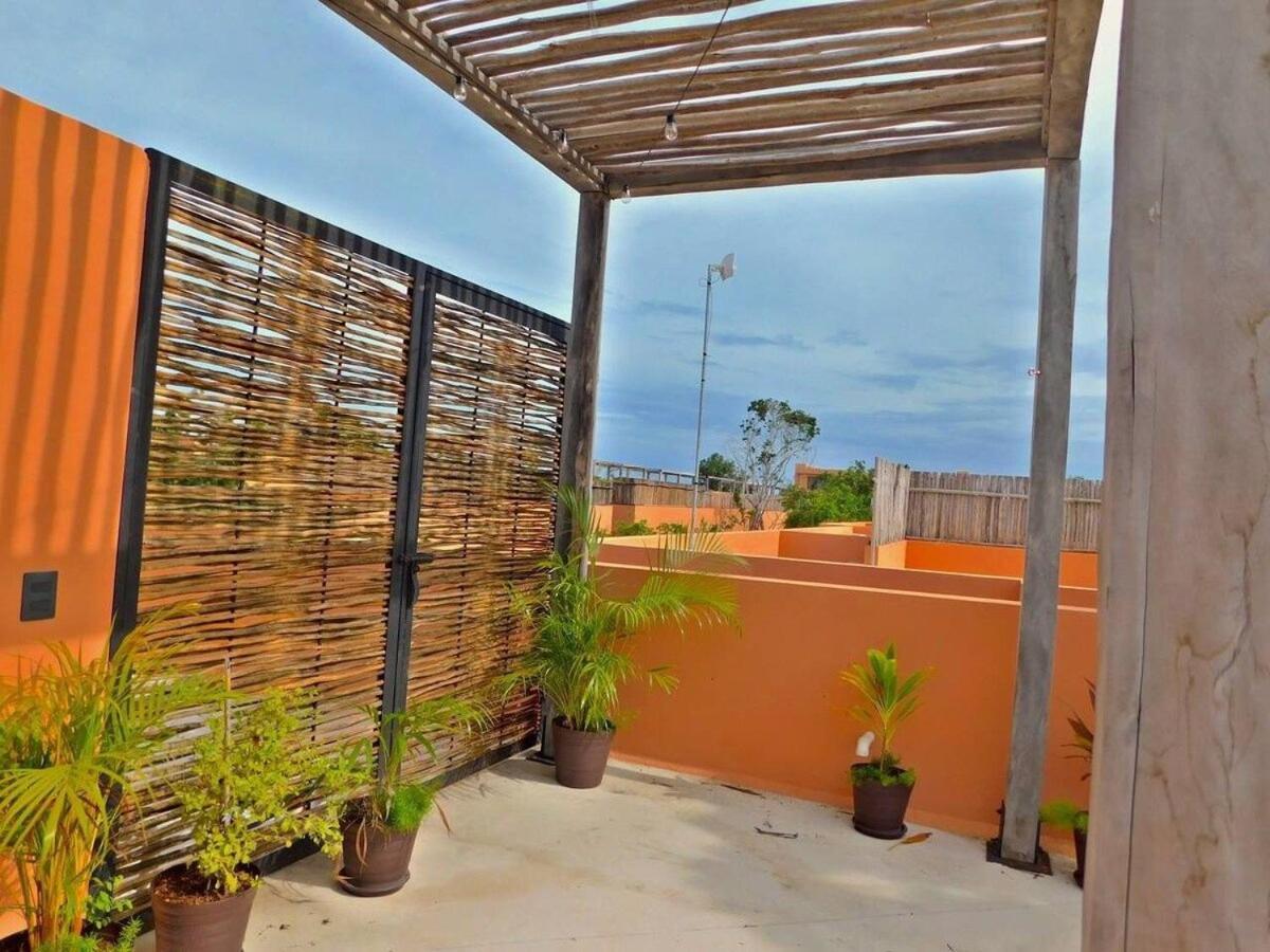 Amplio Depto. C/terraza Privada + Hermosa Piscina Apartamento *