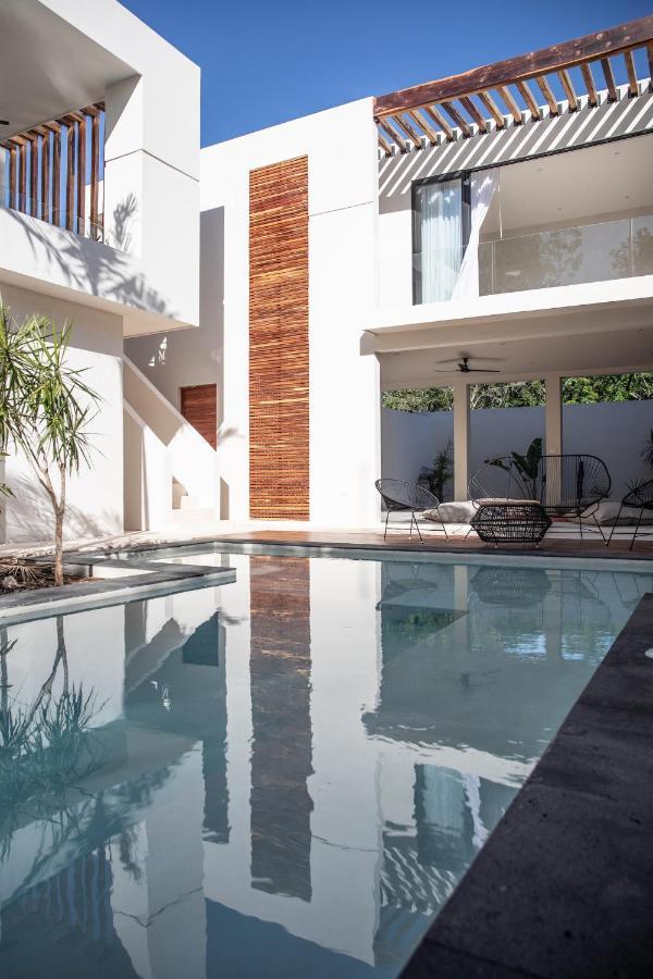 Hacienda 21 Villa *