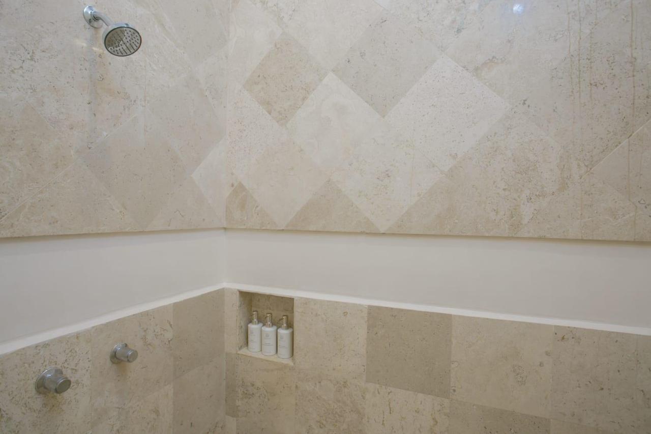 Villa 8 Bedroom Luxury With Private Chef Included Tulum