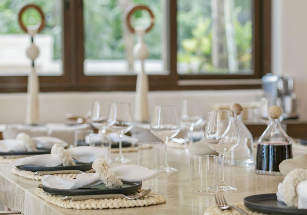 8 Bedroom Luxury With Private Chef Included Villa