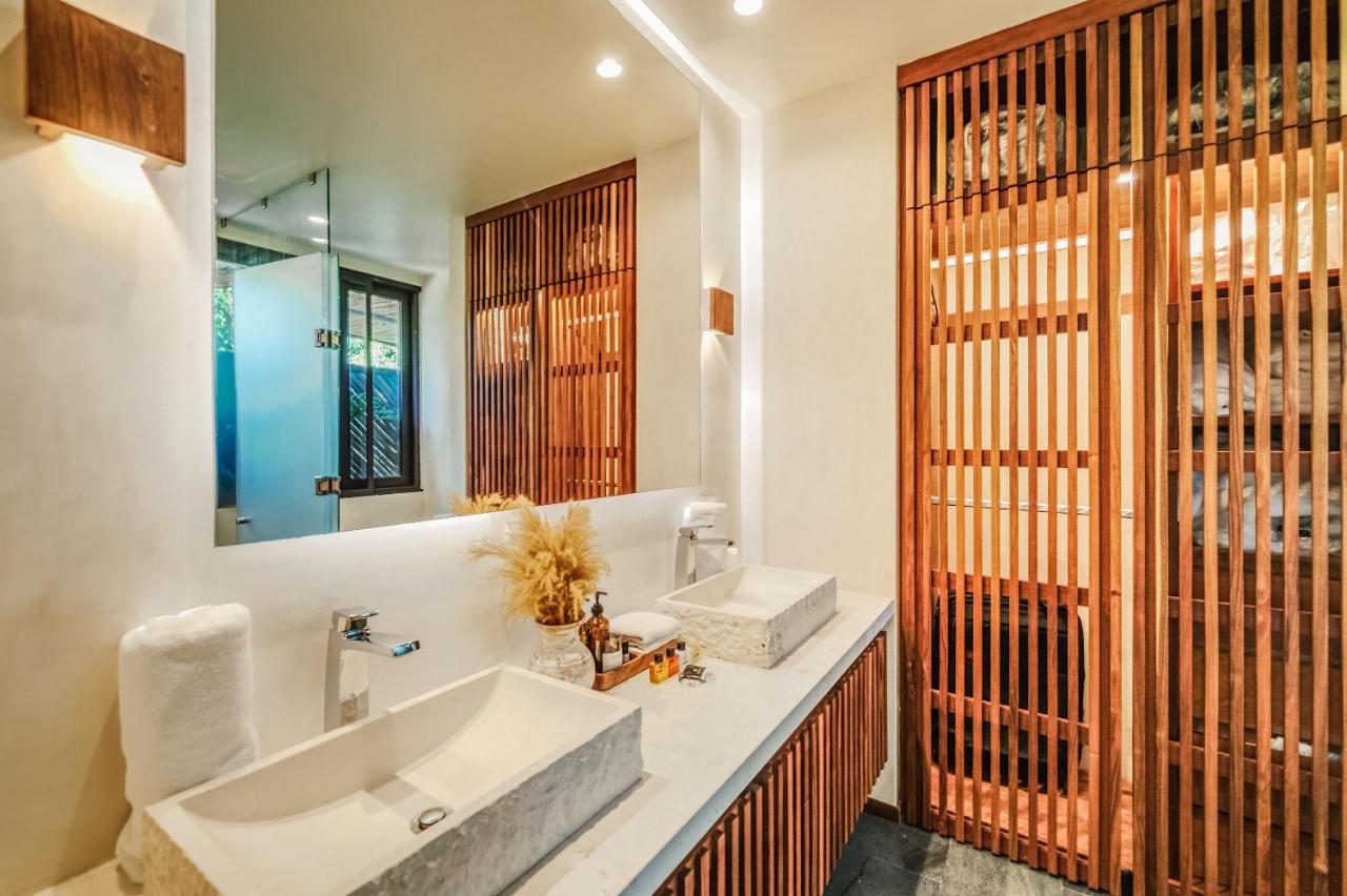 Divine 1br Ph With Private Pool And Spectacular Pools *