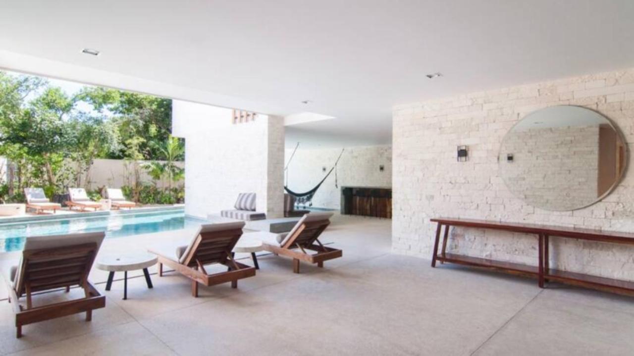 Spectacular Quiet Area Pool & Gym Pure 301