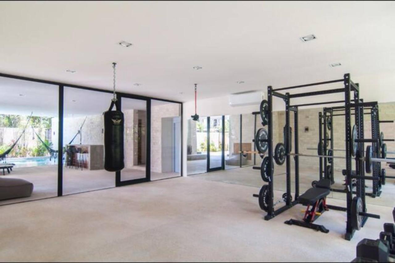Spectacular Quiet Area Pool & Gym Pure 301 *