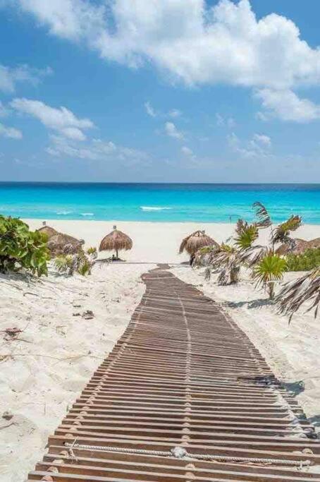 Casa Kuk, Stylish, At 5 Min, Pool, Concierge Tulum