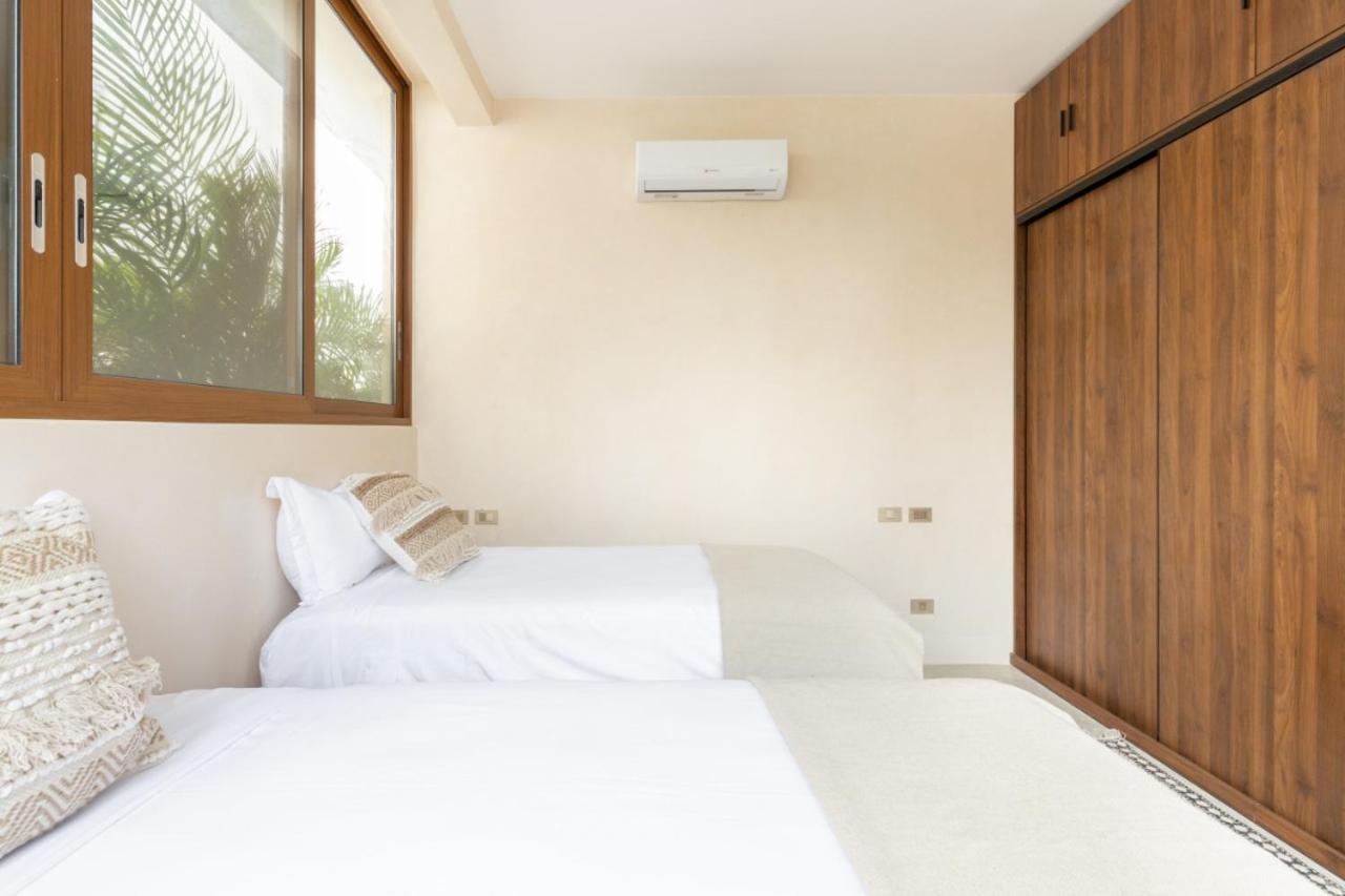 Villa Stunning & Brand New 6 Pax