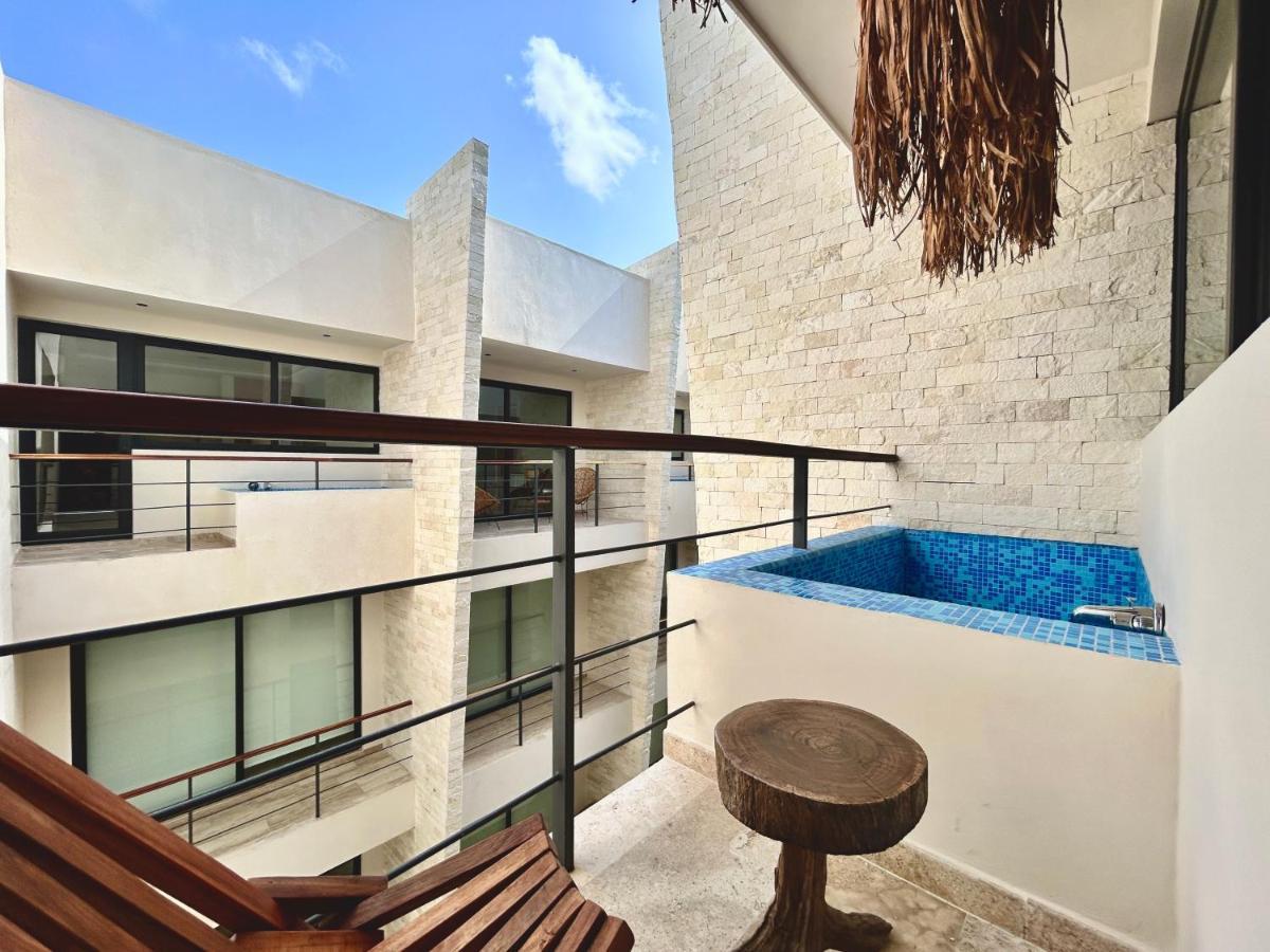 Beautiful Rooftop With Private Terrace, Amazing Pool With Aerial Views, Jacuzzi-sauna-gym-laundry-cinema-coworking Tulum