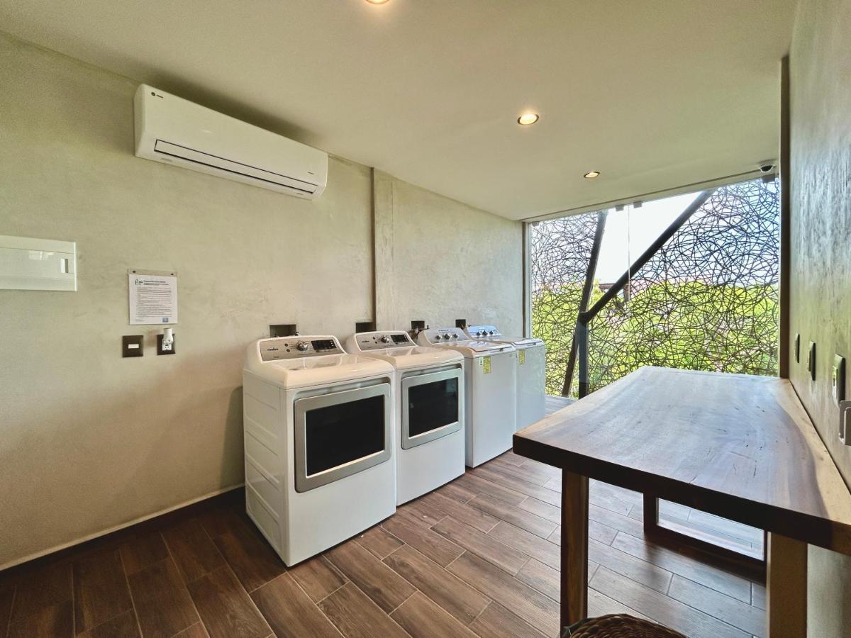 Beautiful Rooftop With Private Terrace, Amazing Pool With Aerial Views, Jacuzzi-sauna-gym-laundry-cinema-coworking Apartamento