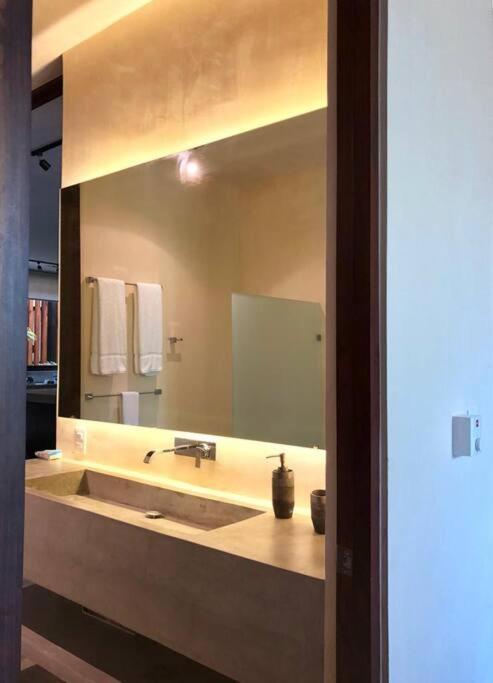 Luxury 2 Bdr 2 Bth 2 Bikes Jacuzzi Fiboptic Wifi. * Tulum