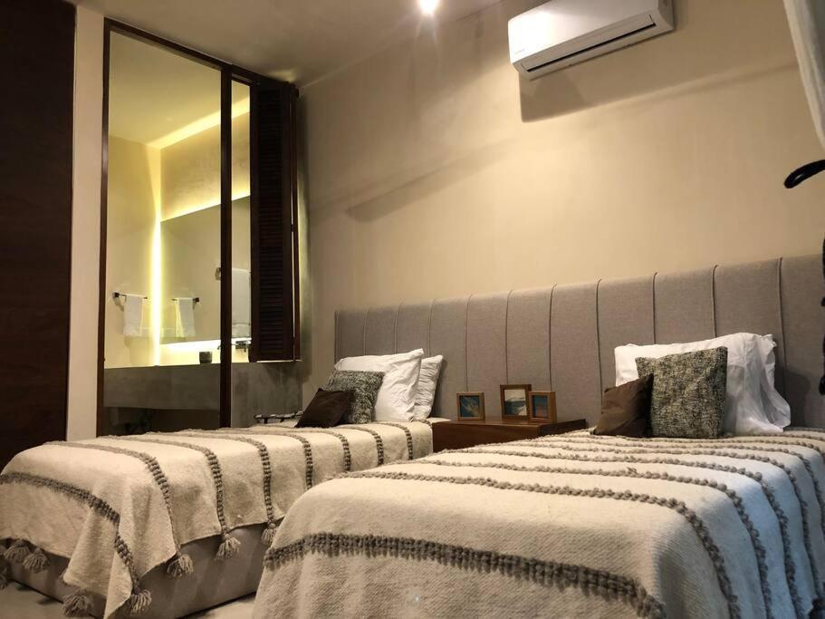 Apartamento Luxury 2 Bdr 2 Bth 2 Bikes Jacuzzi Fiboptic Wifi.