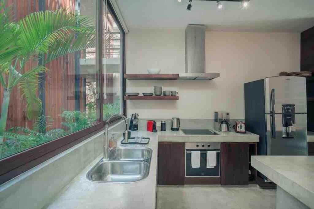 Luxury 2 Bdr 2 Bth 2 Bikes Jacuzzi Fiboptic Wifi. Apartamento