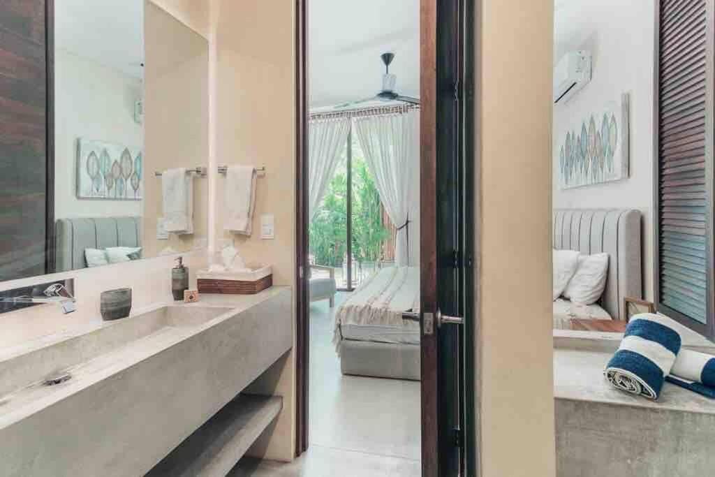 Apartamento Luxury 2 Bdr 2 Bth 2 Bikes Jacuzzi Fiboptic Wifi. *
