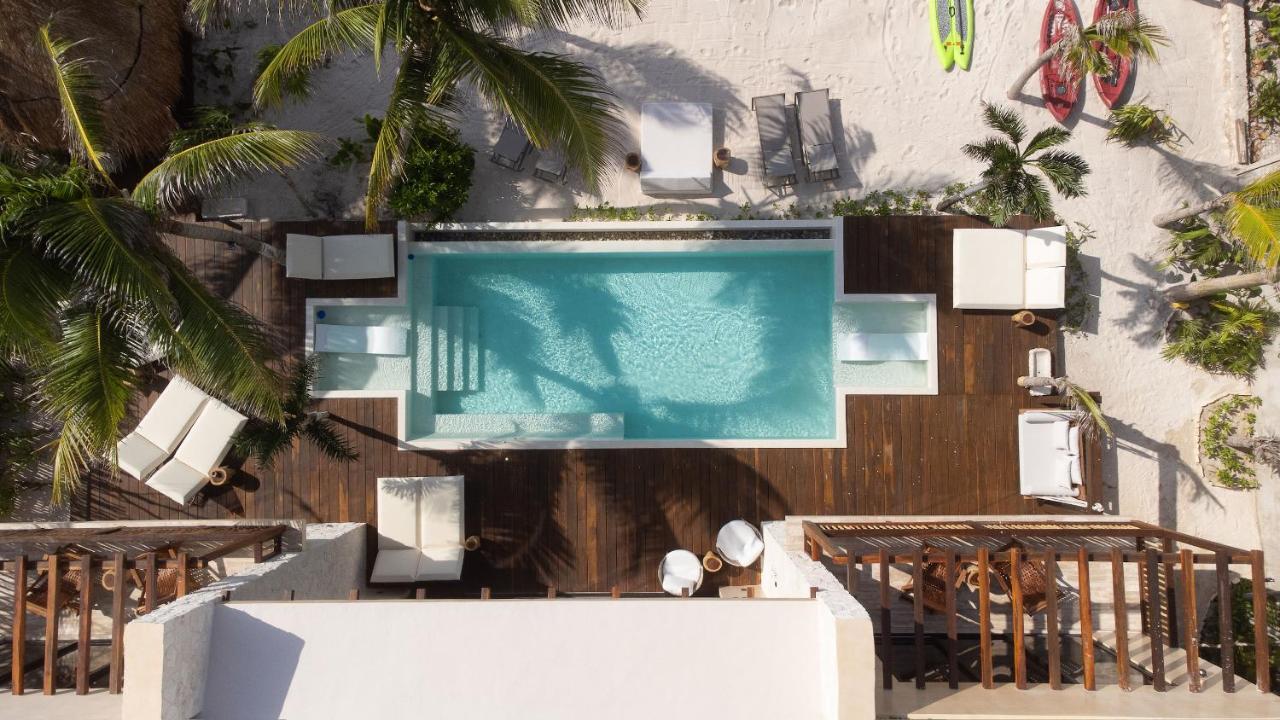 Tulumar Beachfront Luxury Villa- Full Service