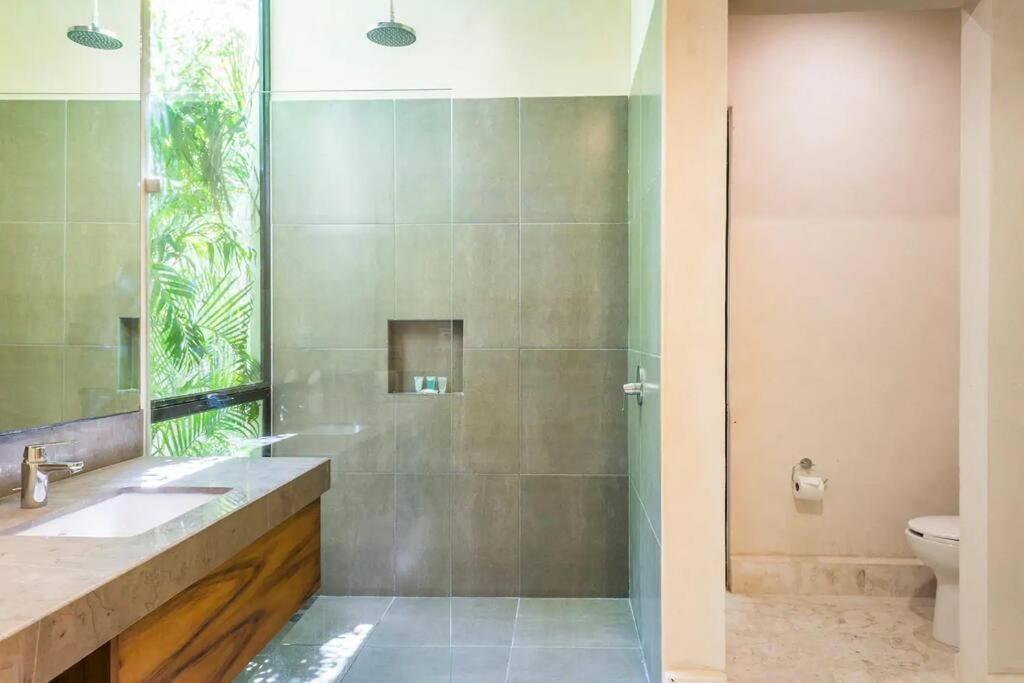Villa Amates With Jacuzzi & Pool With Great Concierge Service By Hum Living *