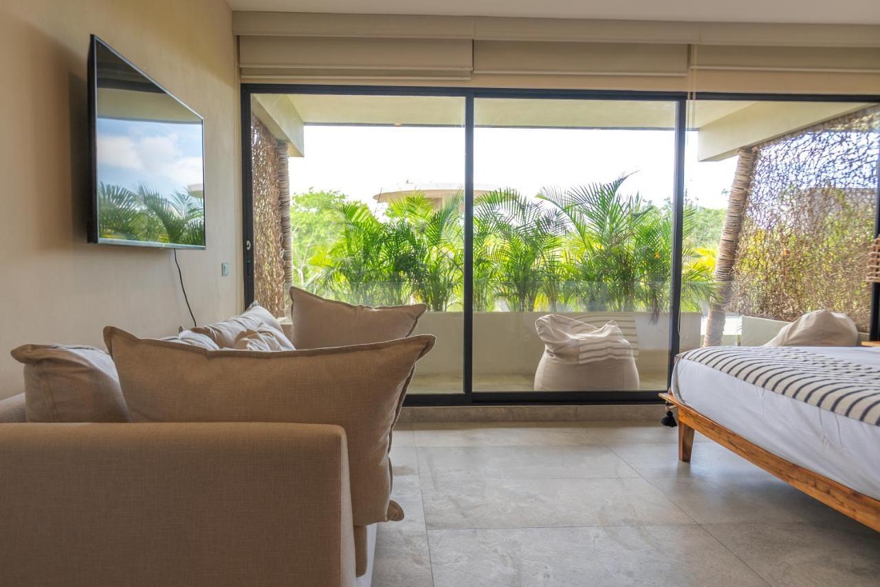 Xamira Luxury *