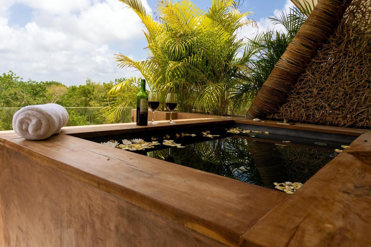 Xamira Luxury *
