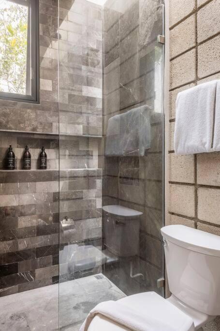 Incredible At Exclusive Gated Community La Privada Aldea Zama, 5 Bedroom Private Pool & Concierge Service * Tulum
