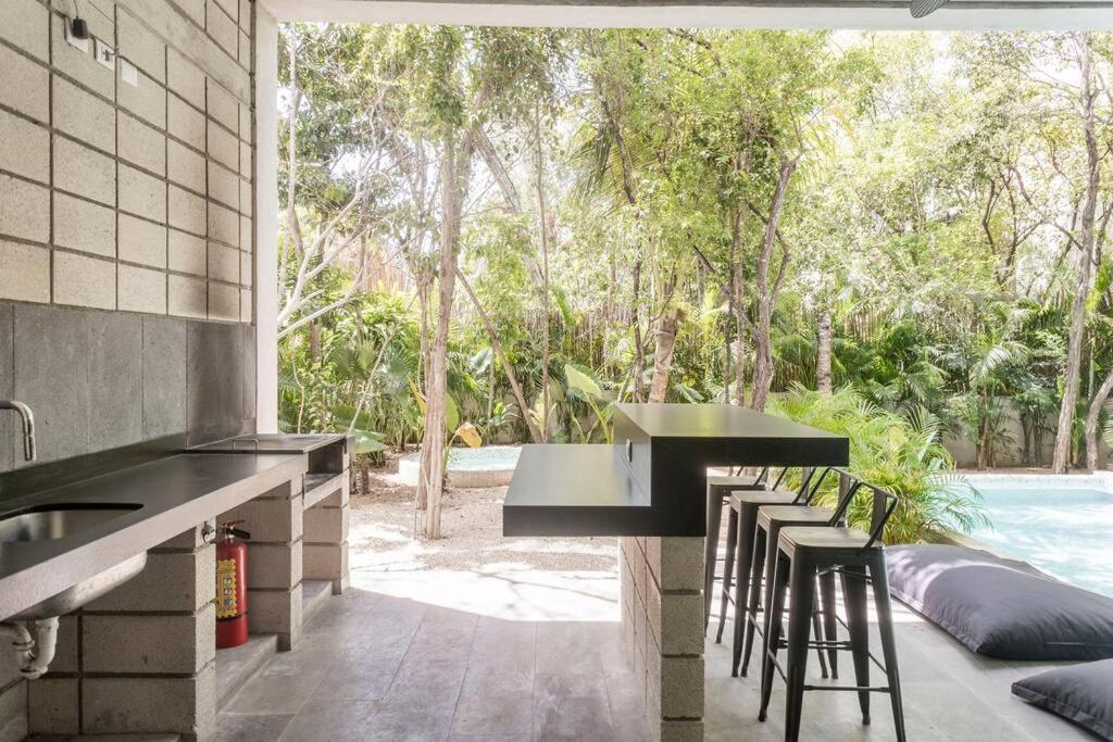 Villa Incredible At Exclusive Gated Community La Privada Aldea Zama, 5 Bedroom Private Pool & Concierge Service Tulum