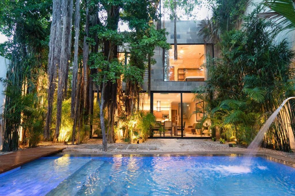 Villa Enjoy Nature At With 100 Year Old Tree, Private Pool & Concierge Service Tulum
