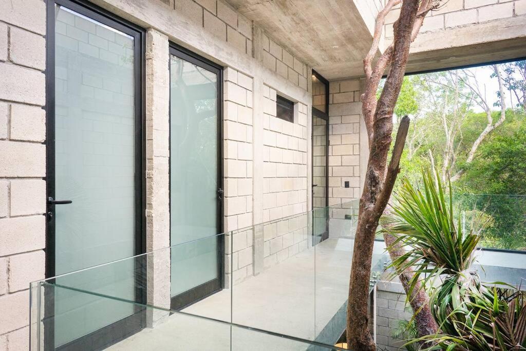 Nimi: Architectural Gem With Private Pool & Concierge Villa *
