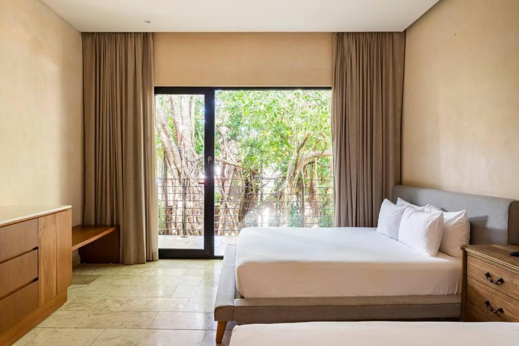 Enjoy Nature At With 100 Year Old Tree, Private Pool & Concierge Service Villa Tulum
