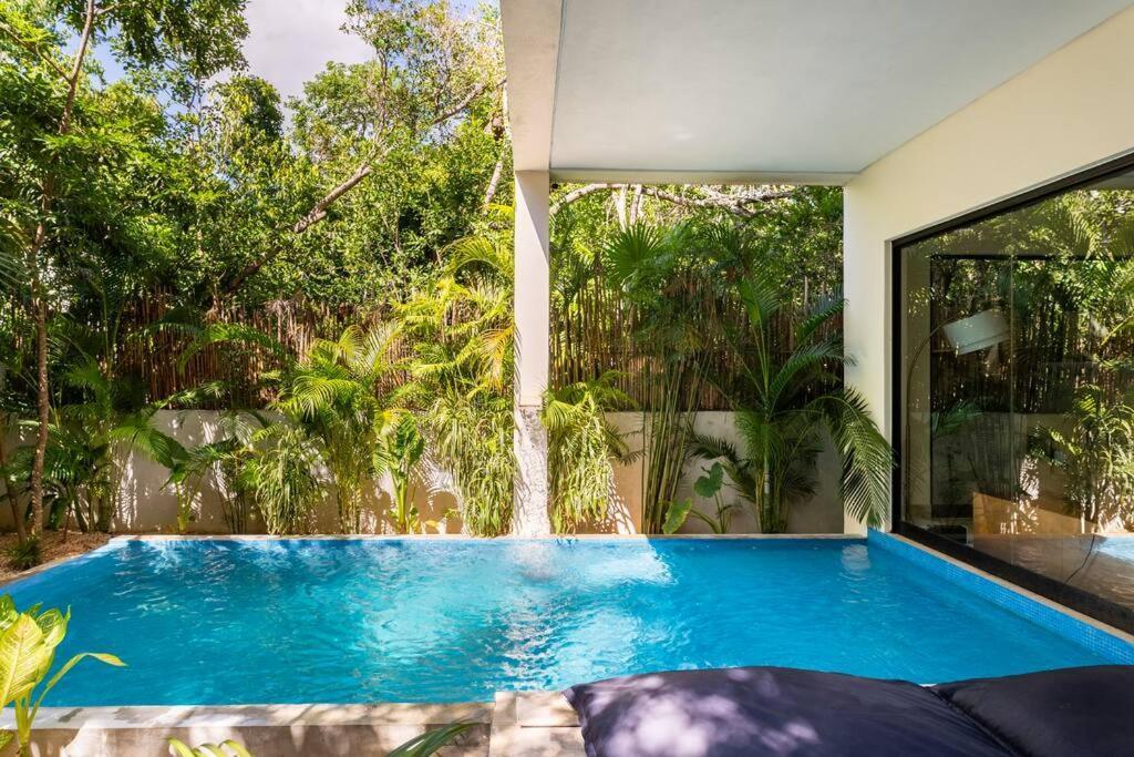 Villa Luxurious At Exclusive Gated Community La Privada Aldea Zama, 5 Bedroom Private Pool & Concierge Service Tulum