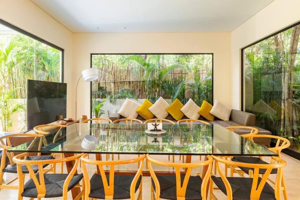 Luxurious At Exclusive Gated Community La Privada Aldea Zama, 5 Bedroom Private Pool & Concierge Service Tulum