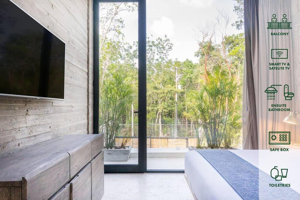 Nimi: Architectural Gem With Private Pool & Concierge Villa Tulum