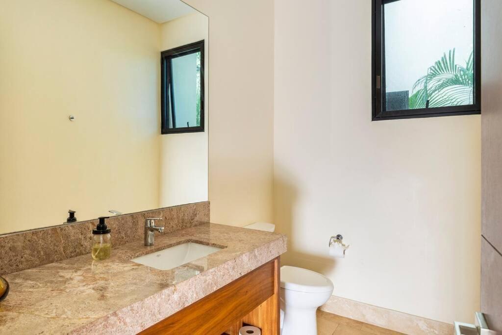 Villa Luxurious At Exclusive Gated Community La Privada Aldea Zama, 5 Bedroom Private Pool & Concierge Service